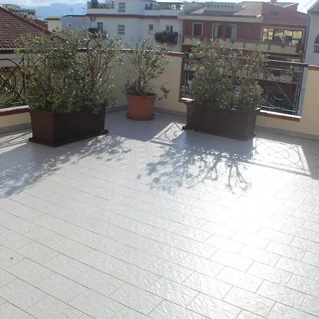 Casa Sul Mare Ponente Apartment